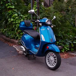 Vespa in Blue